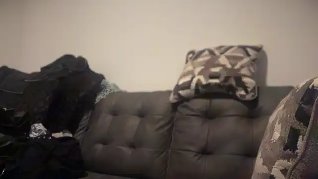 Snapshot of RavenRayyy chatting on October 22, 4:35 am RavenRayyy online show from October 22, 4:35 am