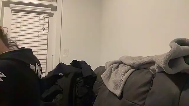 Snapshot of RavenRayyy chatting on October 30, 6:26 am RavenRayyy online show from October 30, 6:26 am