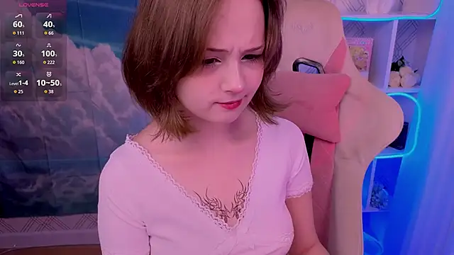 Mary uw online show from November 5, 3:28 am