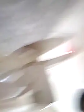 Snapshot of DRHO0017 chatting on October 5, 1:09 pm DRHO0017 online show from October 5, 1:09 pm