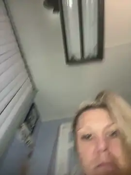 Snapshot of hotNReady6969 chatting on November 26, 8:04 am hotNReady6969 online show from November 26, 8:04 am