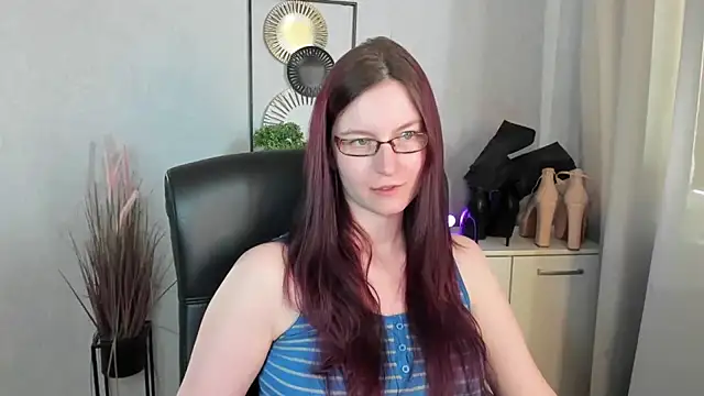 Snapshot of emmaxDelight chatting on June 1, 5:25 pm emmaxDelight online show from June 1, 5:25 pm