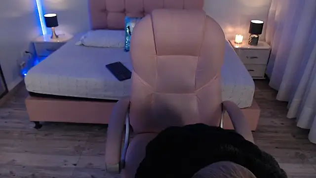 zoe jones13 online show from January 7, 3:53 am