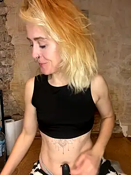 JoleneFuego online show from November 5, 9:15 pm