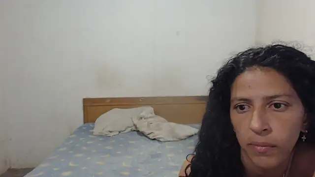 KateAndSimon online show from February 12, 1:27 pm