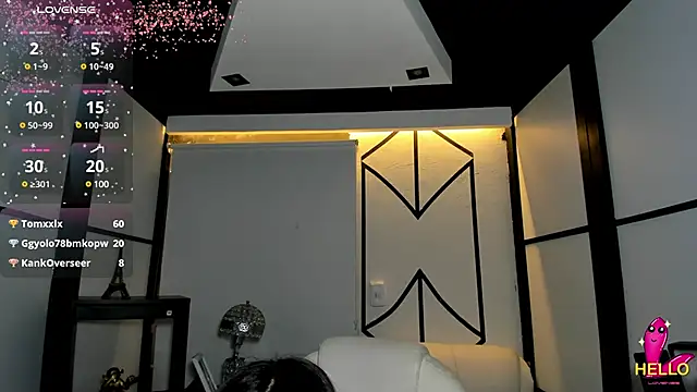Snapshot of lilithTeen1_ chatting on January 5, 8:31 pm lilithTeen1 online show from January 5, 8:31 pm