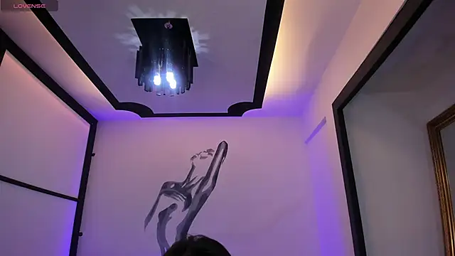 Snapshot of lilithTeen1_ chatting on February 2, 1:55 am lilithTeen1 online show from February 2, 1:55 am