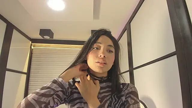 Snapshot of lilithTeen1_ chatting on February 11, 7:33 am lilithTeen1 online show from February 11, 7:33 am