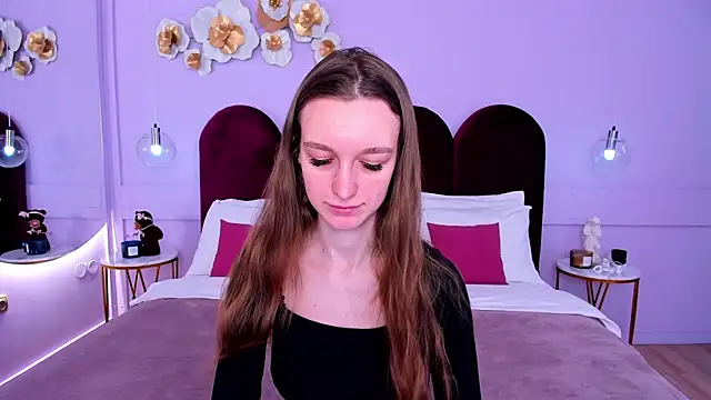 Snapshot of AshleyMillsss chatting on March 11, 7:26 am AshleyMillsss online show from March 11, 7:26 am