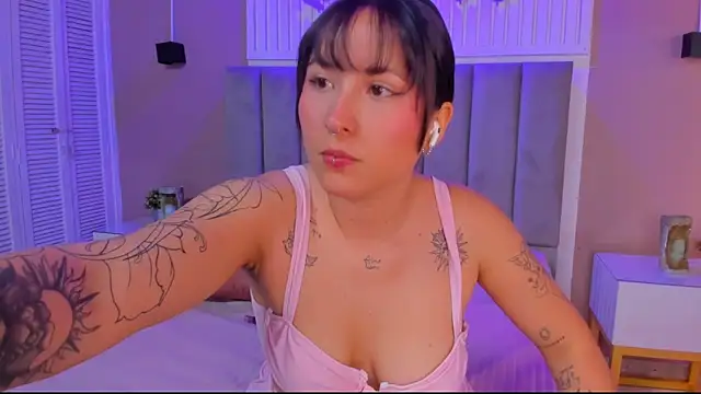 dyvis 22 online show from December 14, 11:48 am