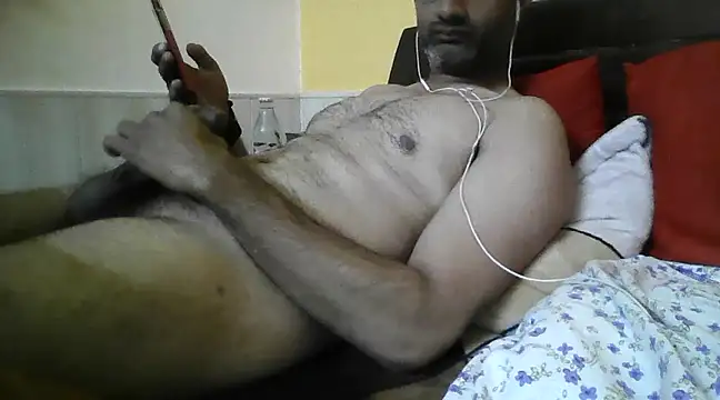 urbrownbunny online show from December 24, 5:55 pm