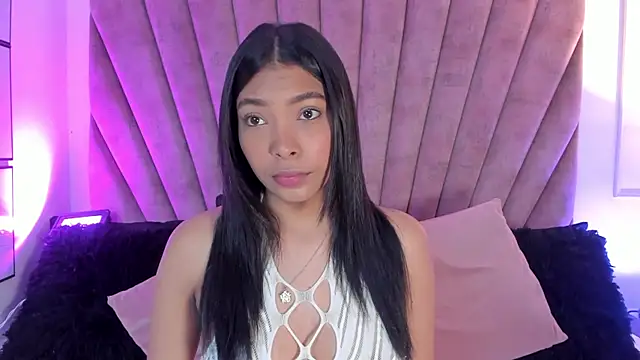 KarolRojas  online show from October 21, 3:29 am