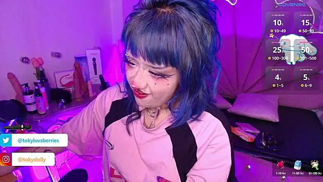 Snapshot of toky_doll chatting on September 29, 8:57 pm toky doll online show from September 29, 8:57 pm