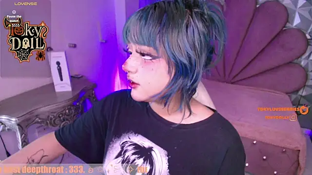 Snapshot of toky_doll chatting on October 23, 8:40 pm toky doll online show from October 23, 8:40 pm