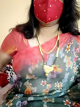 neelu-hoty online show from December 11, 3:58 pm