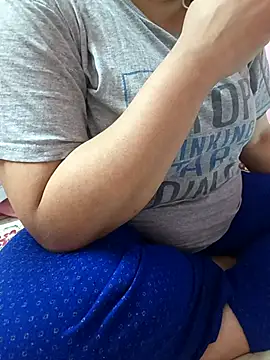 Diva Kiara online show from February 1, 4:46 am