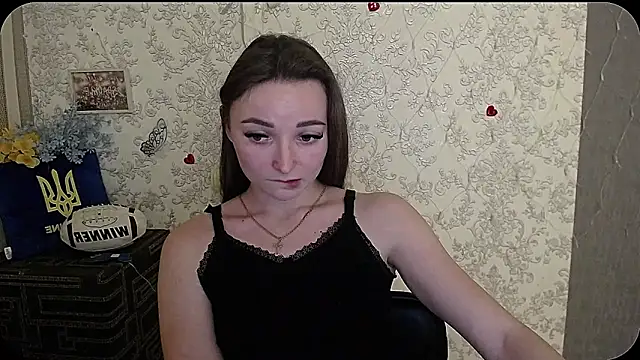 Barbie Kiss  online show from December 17, 12:33 pm