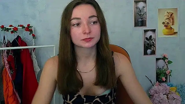  Barbie Kiss  online show from December 1, 12:21 pm