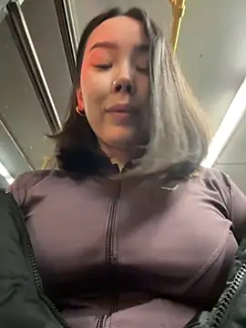 Snapshot of Asian_Asami chatting on October 16, 4:41 pm Asian Asami online show from October 16, 4:41 pm