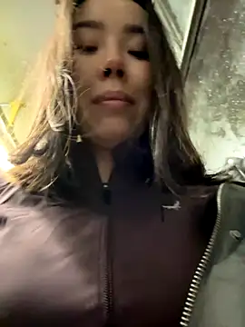 Snapshot of Asian_Asami chatting on November 13, 5:23 pm Asian Asami online show from November 13, 5:23 pm