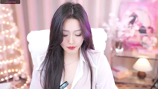 Snapshot of YINGTao-168 chatting on February 19, 2:01 pm YINGTao-168 online show from February 19, 2:01 pm