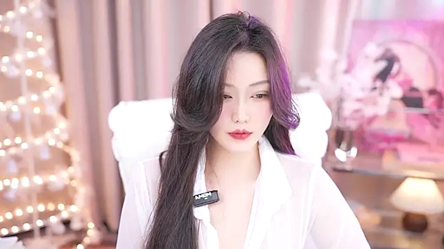 Snapshot of YINGTao-168 chatting on February 27, 1:38 pm YINGTao-168 online show from February 27, 1:38 pm
