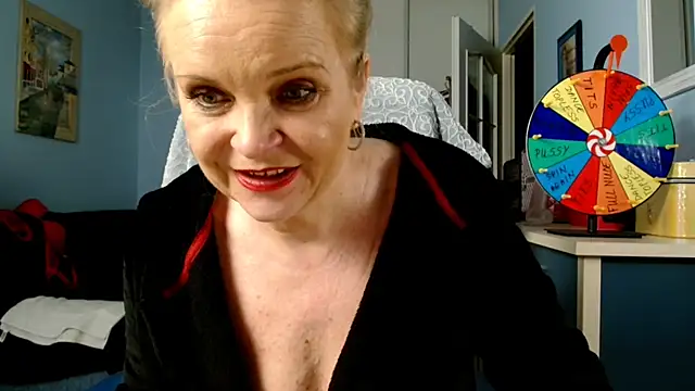 Snapshot of sexyjennyeu chatting on January 21, 8:21 pm sexyjennyeu online show from January 21, 8:21 pm