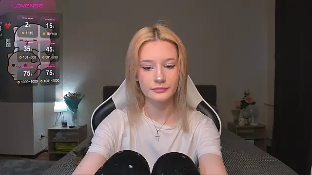 DearLia online show from December 26, 5:26 am