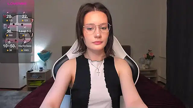 DearLia online show from January 18, 1:30 am