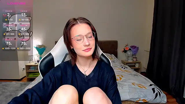 DearLia online show from February 13, 11:15 pm