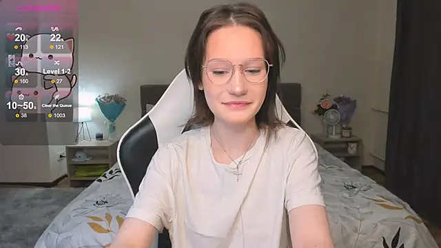 DearLia online show from February 23, 7:49 pm