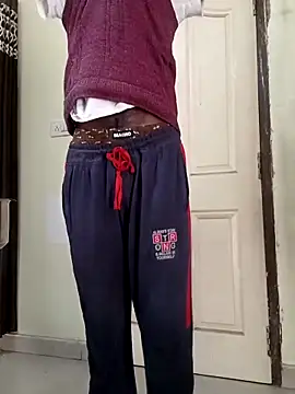 Chocolate stud10 online show from February 7, 8:40 am