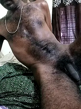 Snapshot of Chocolate_stud10 chatting on June 24, 8:24 am Chocolate stud10 online show from June 24, 8:24 am