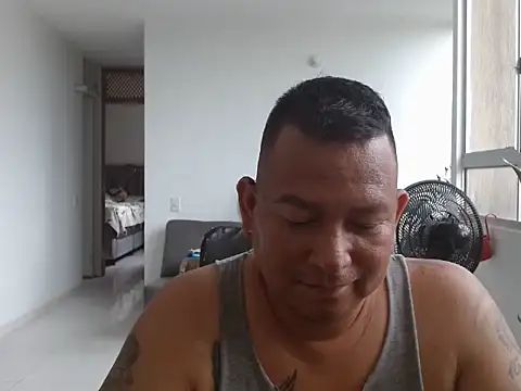 siatodo02 online show from June 6, 3:17 pm