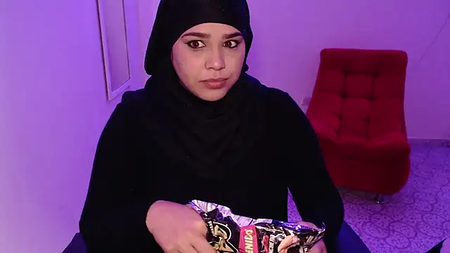 Snapshot of VenussTits97 chatting on October 13, 7:25 pm VenussTits97 online show from October 13, 7:25 pm