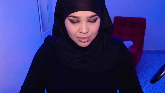 Snapshot of VenussTits97 chatting on November 5, 7:36 pm VenussTits97 online show from November 5, 7:36 pm