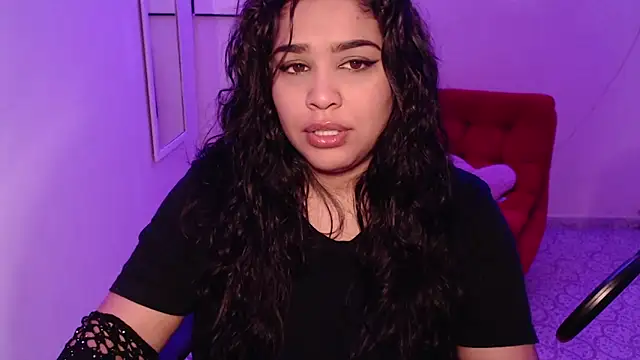 Snapshot of VenussTits97 chatting on November 6, 9:59 pm VenussTits97 online show from November 6, 9:59 pm