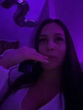 EricaWalls online show from December 13, 10:02 pm