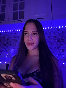 EricaWalls online show from December 19, 9:17 pm