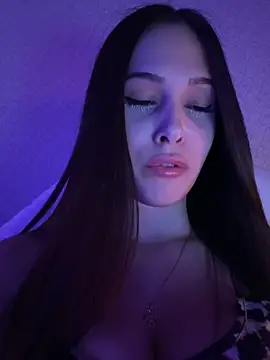 EricaWalls online show from December 20, 9:06 pm