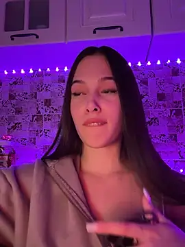 EricaWalls online show from January 14, 11:48 pm