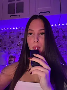 EricaWalls online show from January 27, 3:18 pm