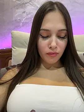 EricaWalls online show from January 28, 6:17 pm