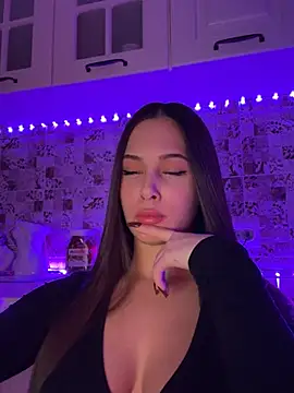 EricaWalls online show from January 31, 9:48 pm