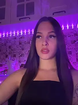 EricaWalls online show from February 11, 1:41 am