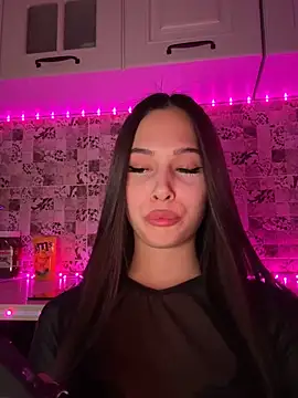 EricaWalls online show from February 17, 10:36 pm