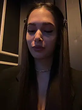 EricaWalls online show from February 22, 10:31 pm