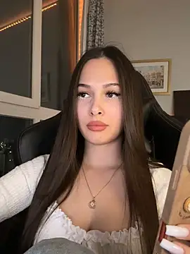 EricaWalls online show from March 20, 8:46 pm