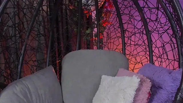 vanelope11 online show from December 12, 9:26 pm