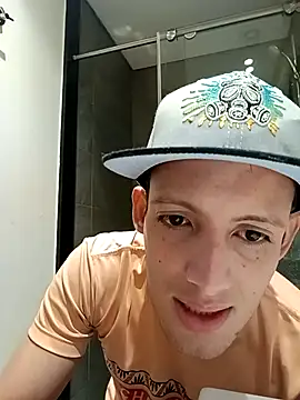 Duvan Martinez23 online show from April 2, 10:13 am